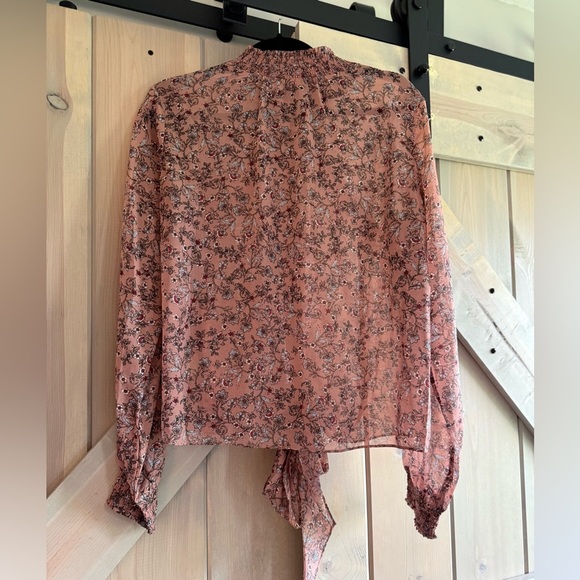 NWOT Mystree Dusty Pink** Tie Front Chiffon Blouse - Picture 4 of 8